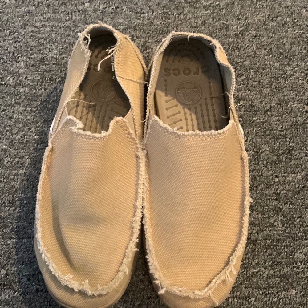 Like new!  Only worn a handful of times!